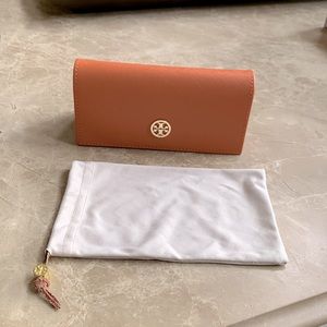 Tory Burch Sunglasses Case - new